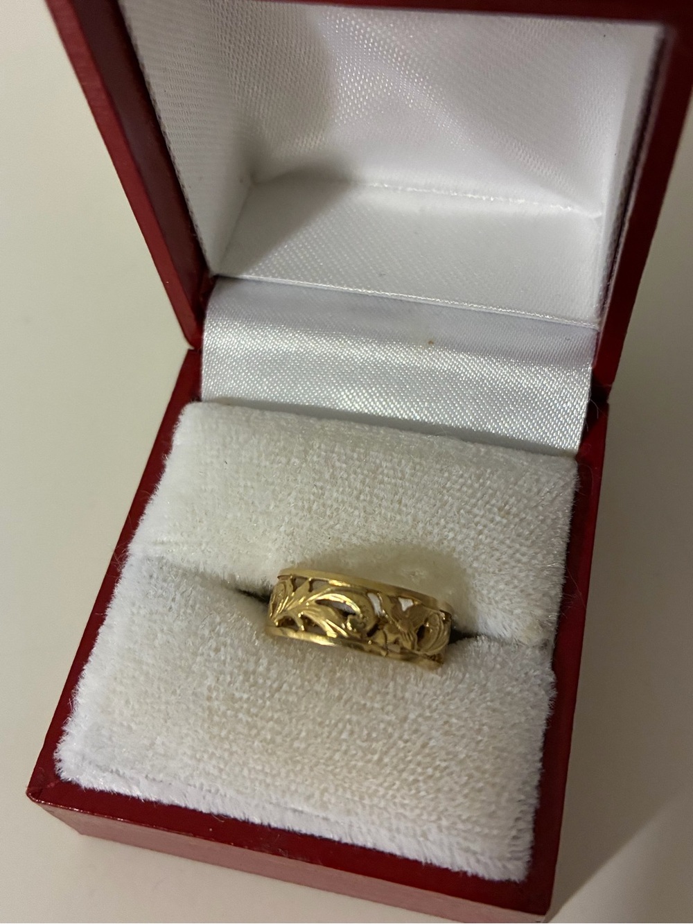 14k solid gold pinky or baby ring
